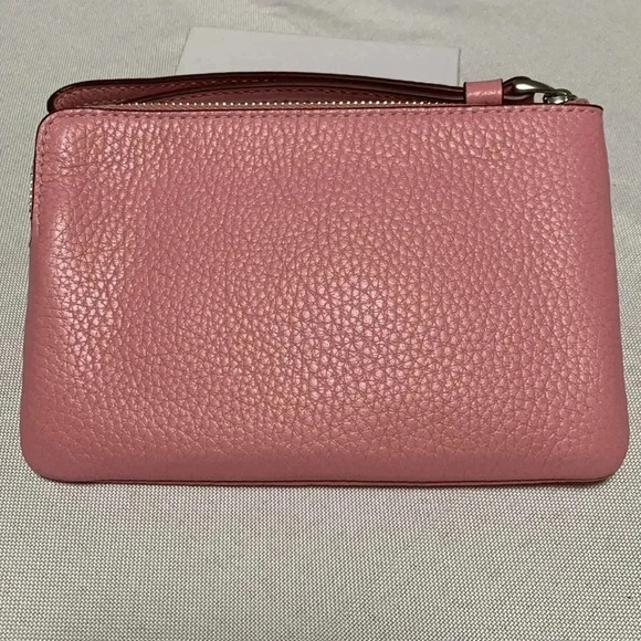 COACH Wristlet/Wallet,NWT. - Picture 2 of 3